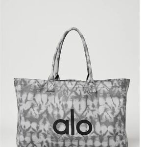 NWT ALO Yoga Grey Tiedye Shopper Tote